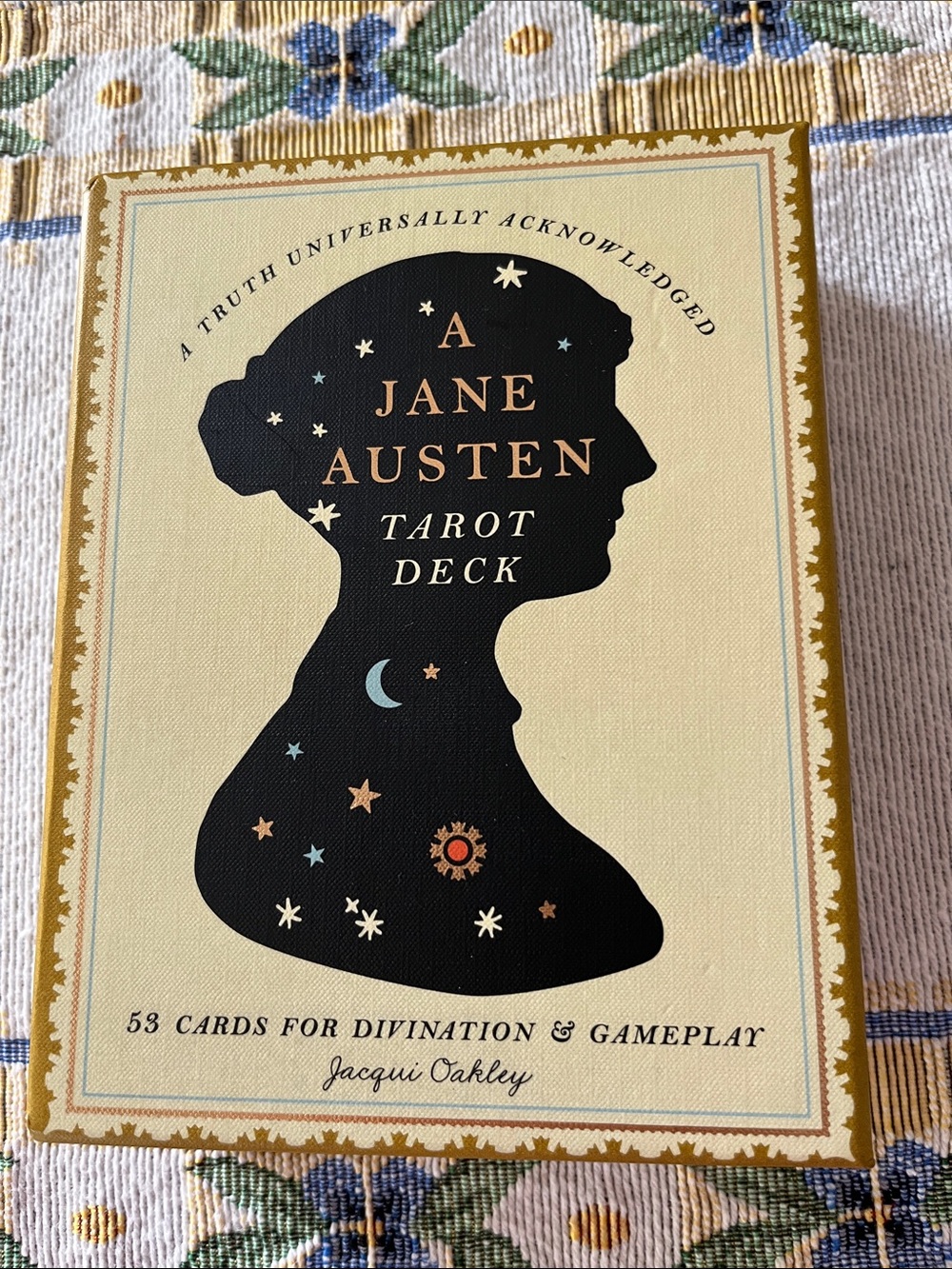 A Jane Austen Tarot Deck – Cream & Black Illustrated Card Set
